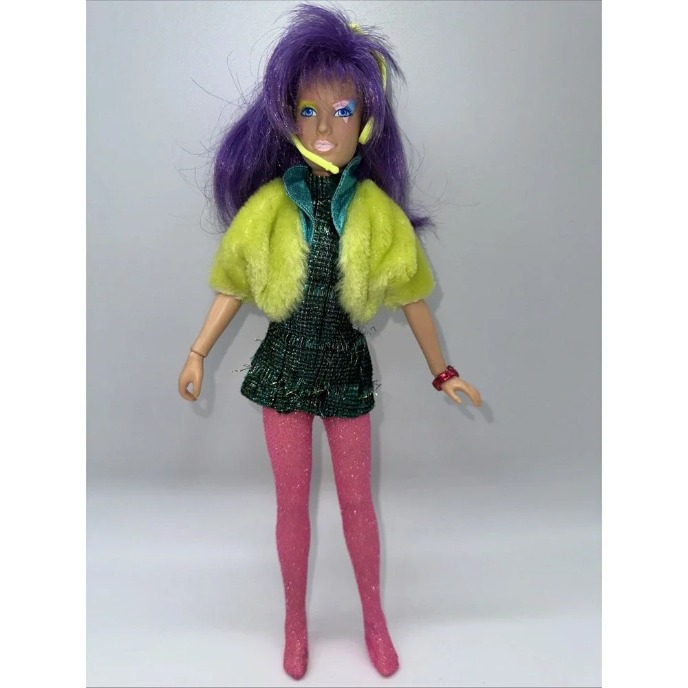Vintage 1986 Jem And The Holograms Misfits Clash Doll Hasbro Outfit Accessories